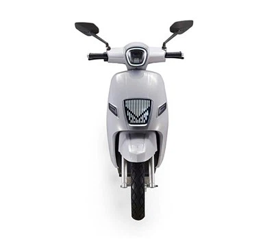 Scooter eléctrico blanco